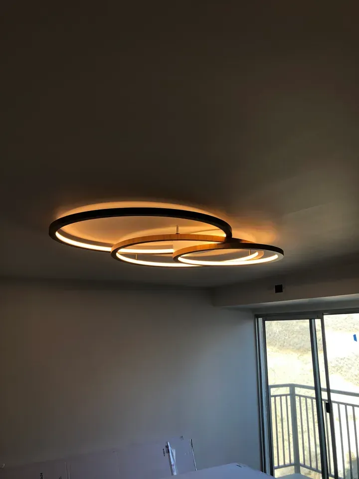 Modern residential ring light fixture installation